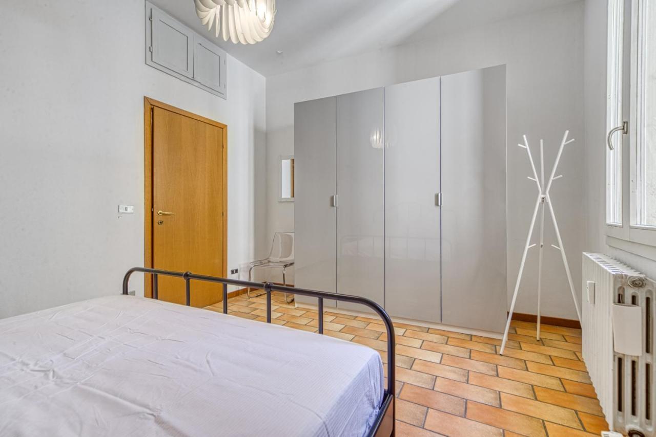 Castiglione Family Apartment By Wonderful Italy Болонья Экстерьер фото